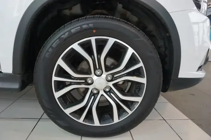 Mitsubishi Rvr 2017 photo 3