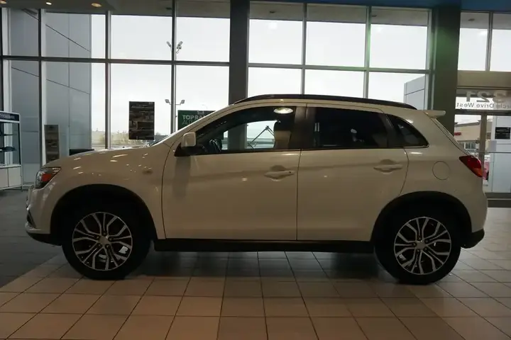 Mitsubishi Rvr 2017 photo 5