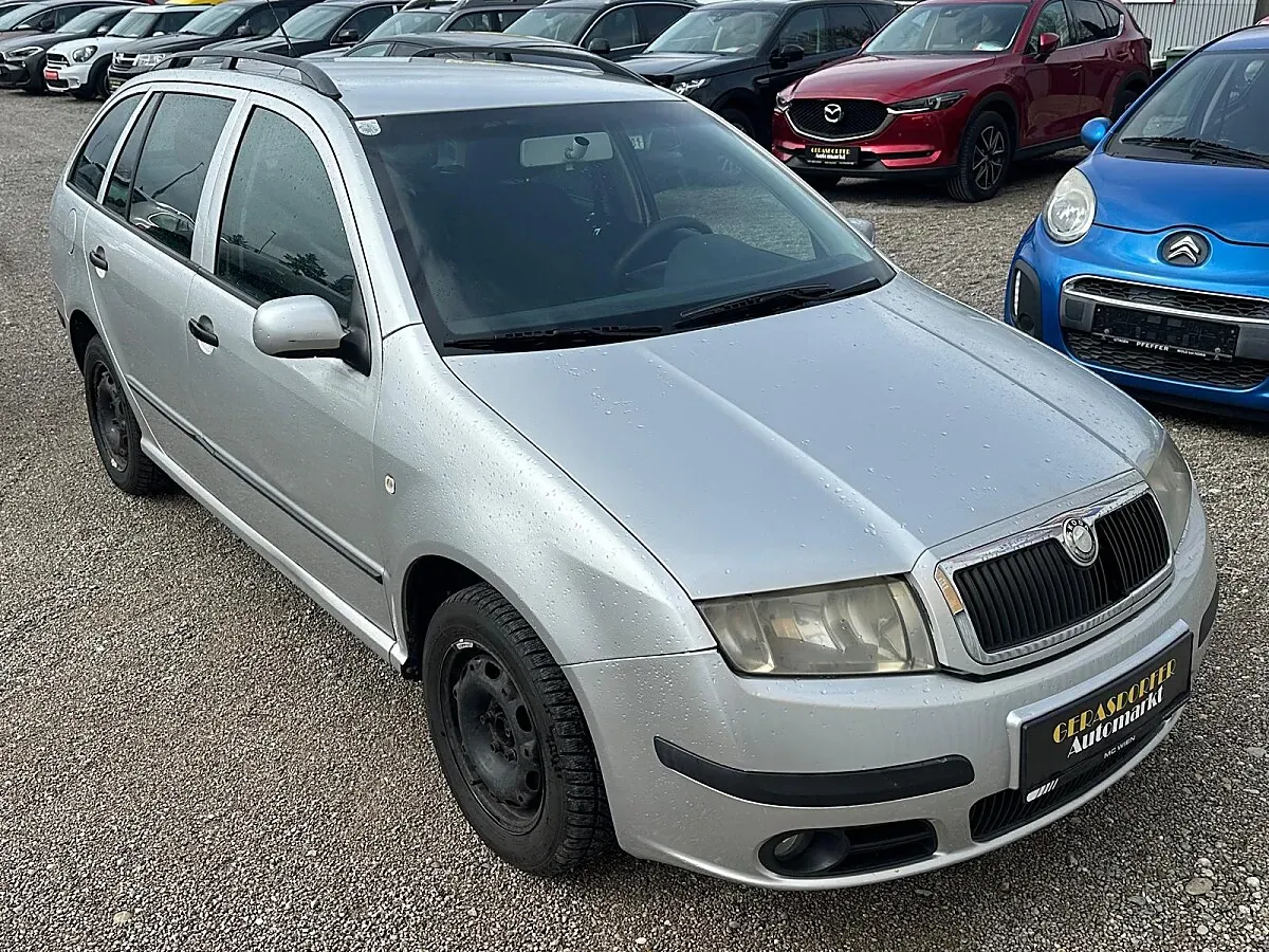 Skoda Fabia 2006 photo 3