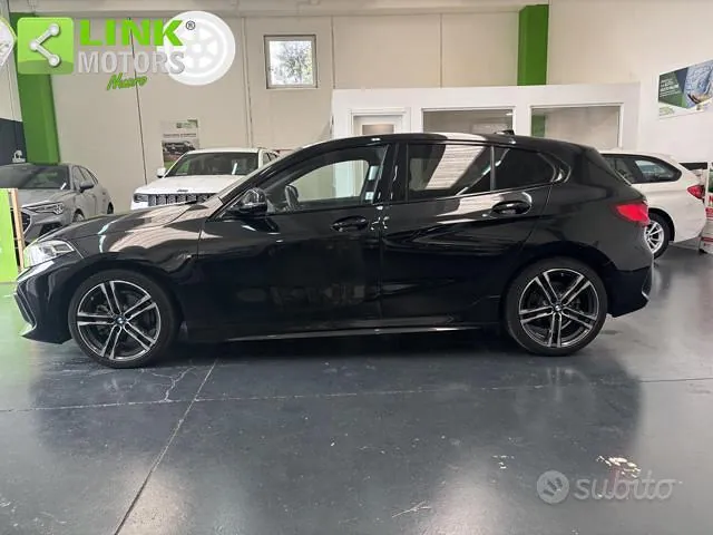 BMW 118D 2024 photo 2
