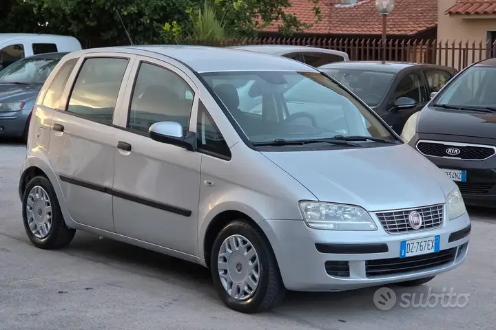 Fiat Idea 2009 photo 3