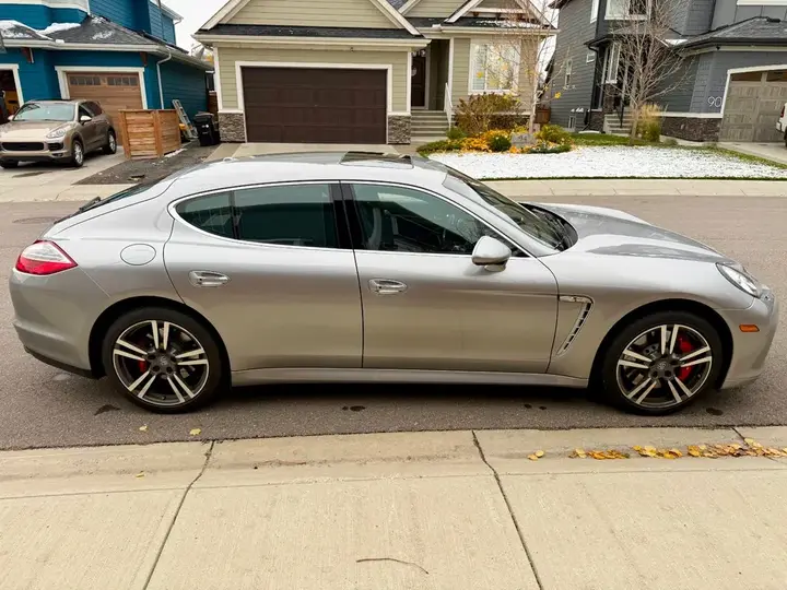 Porsche Panamera 2013 photo 4