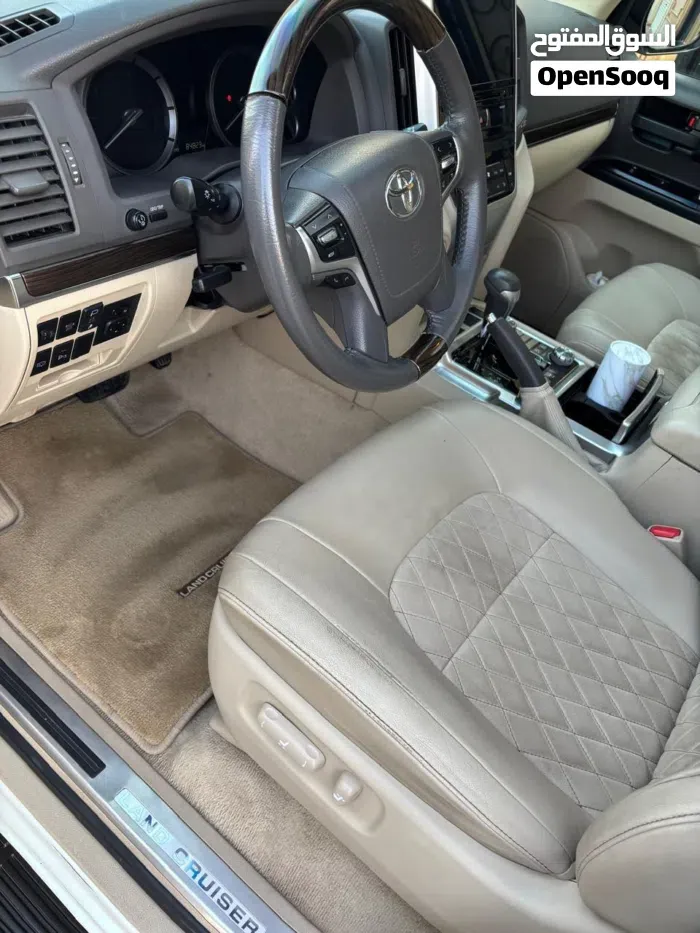 Toyota Land Cruiser 2019 photo 3