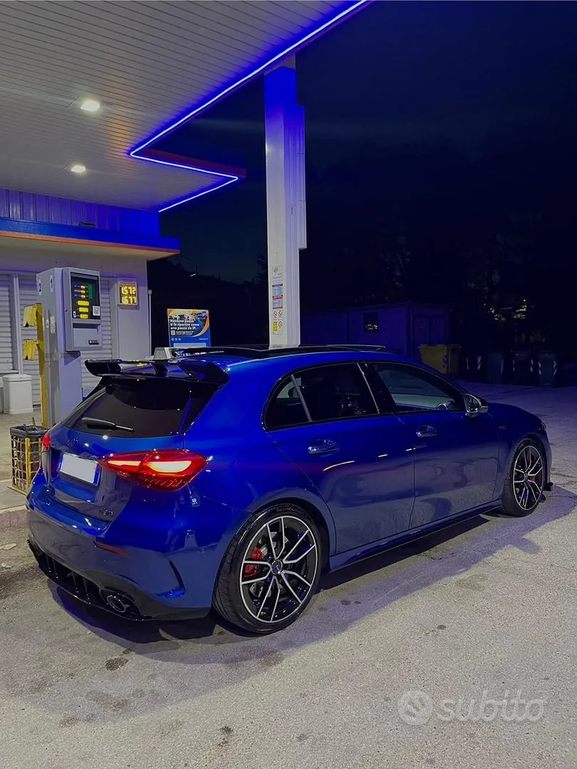 Mercedes-Benz A35 Amg