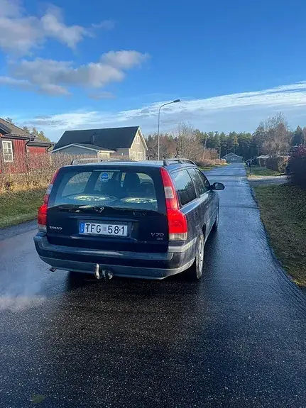 Volvo V70 2002 photo 3