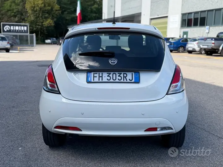 Lancia Ypsilon 2017 photo 4