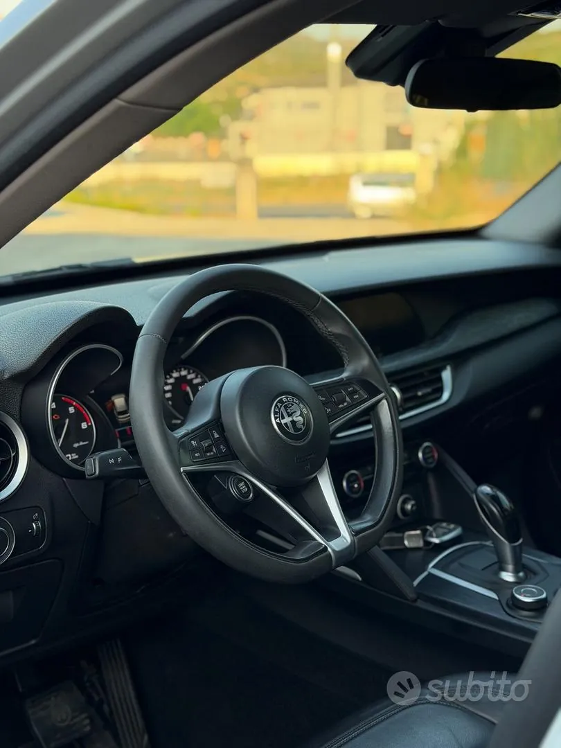Alfa Romeo Stelvio 2019 photo 3