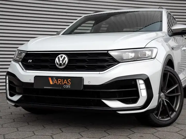 Volkswagen T-Roc 2020 photo 2