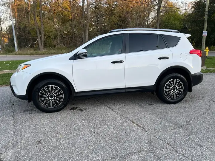 Toyota Rav4 2013 photo 2