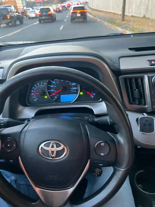 Toyota Rav4 2013 photo 5