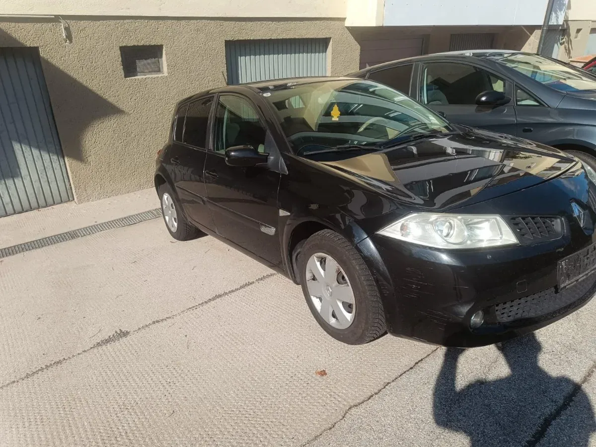 Renault Megane 2008 photo 2