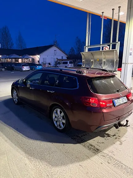 Honda Accord 2011 photo 2