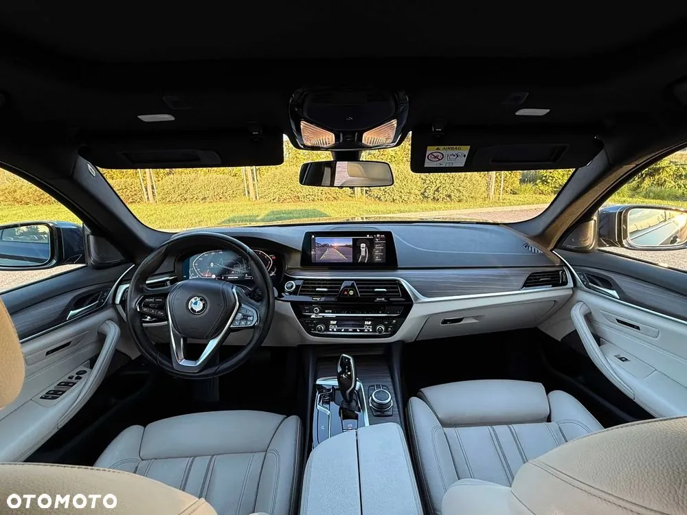 BMW 5 Series 2020 photo 5