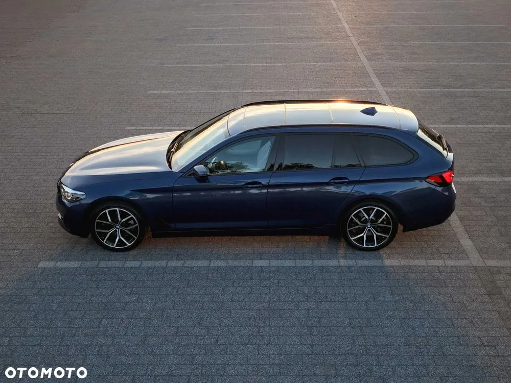 BMW 5 Series 2020 photo 2