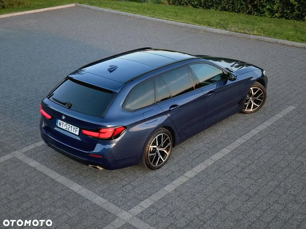BMW 5 Series 2020 photo 3