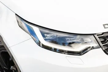 Land Rover Discovery 2024 photo 4