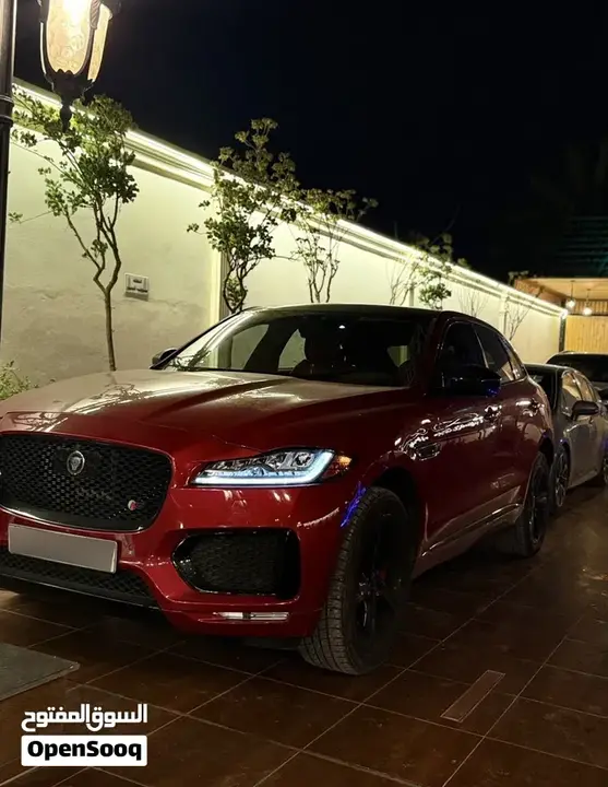 Jaguar F-Pace 2018 photo 5