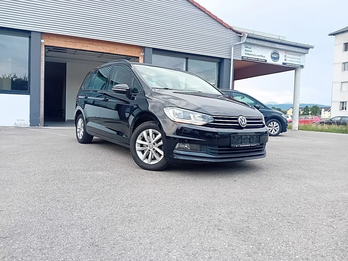 Volkswagen Touran 2019 photo 2