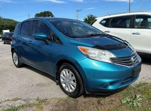 Nissan Versa 2015 photo 2