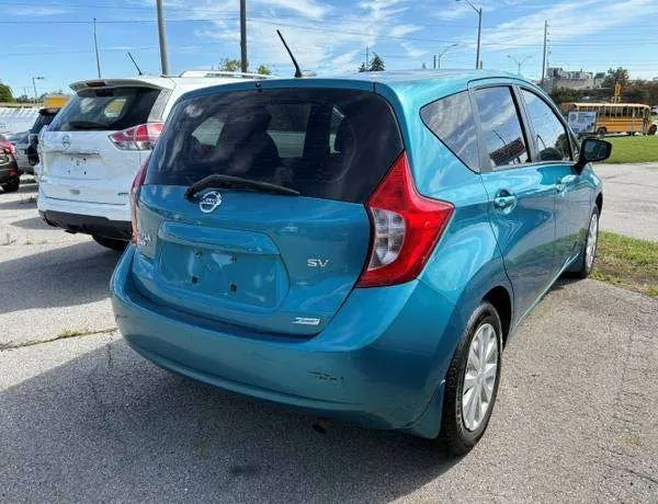 Nissan Versa 2015 photo 4