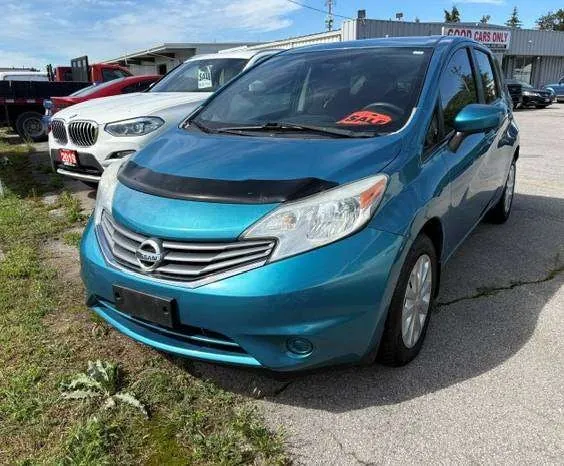 Nissan Versa
