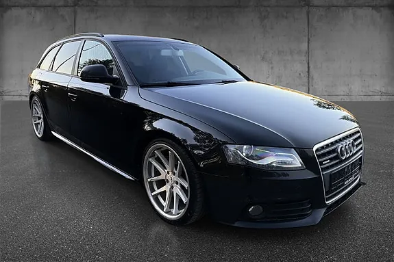 Audi A4 2009 photo 2