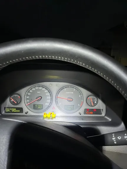 Volvo V70 2000 photo 3