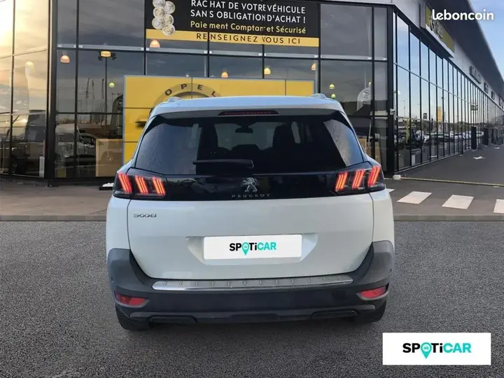 Peugeot 5008 2021 photo 5