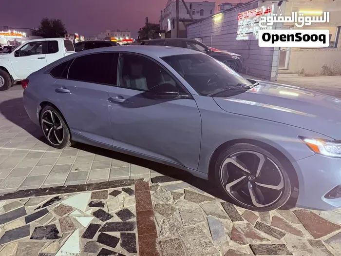 Honda Accord 2021 photo 2