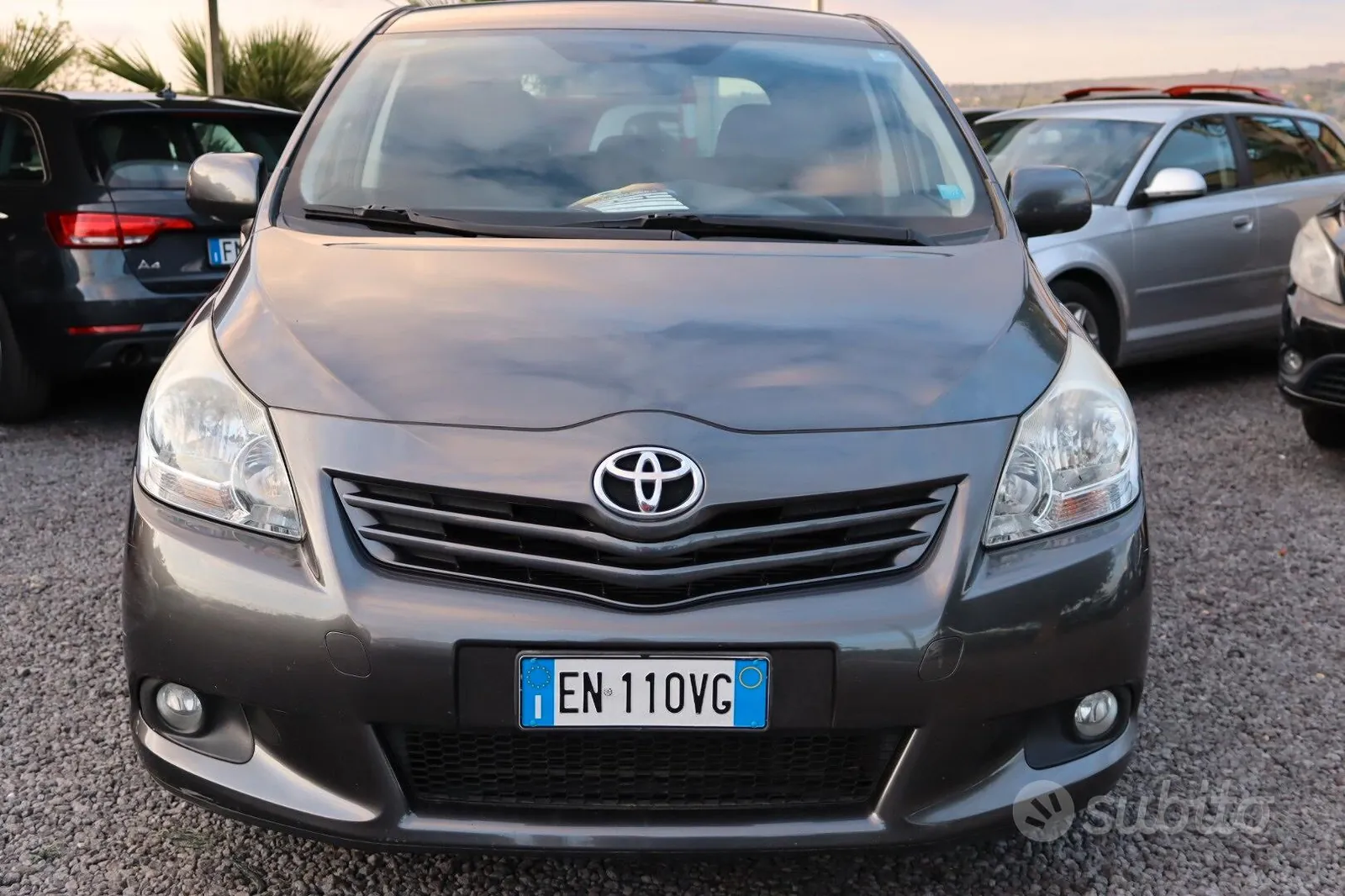 Toyota Verso 2012 photo 3