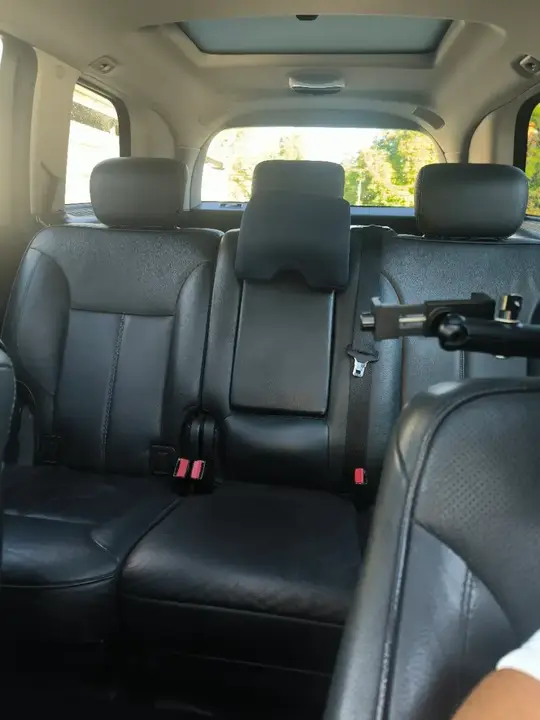 Mercedes-Benz Gl-Class 2010 photo 2