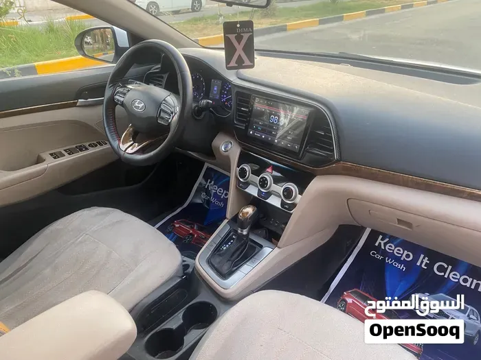 Hyundai Elantra 2020 photo 2