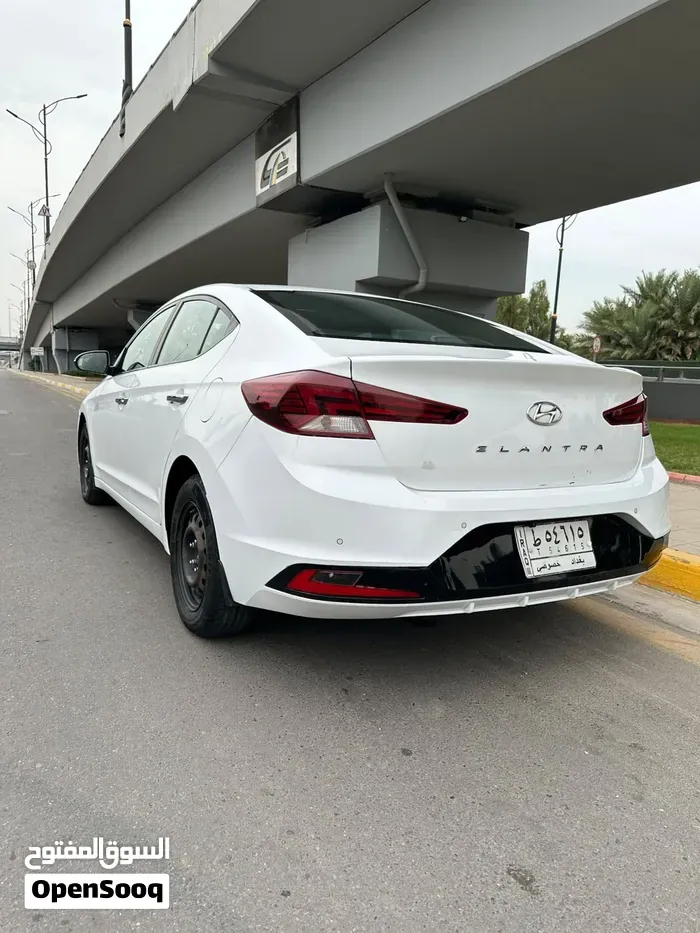 Hyundai Elantra 2020 photo 3
