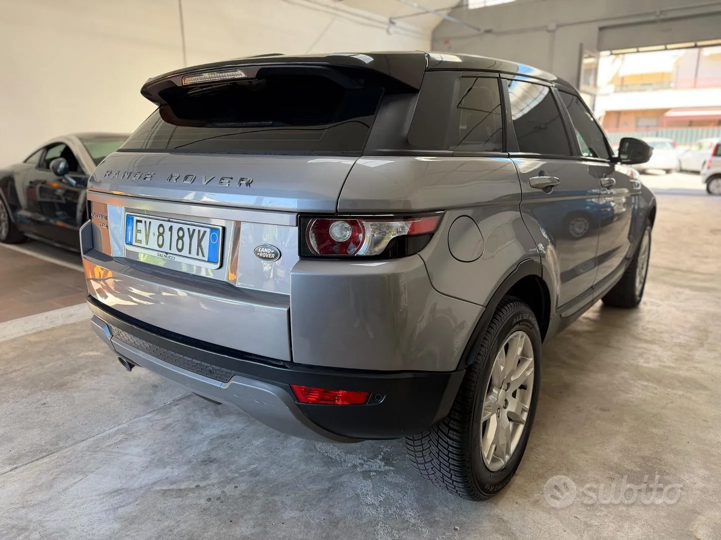 Land Rover Range Rover Evoque 2014 photo 3