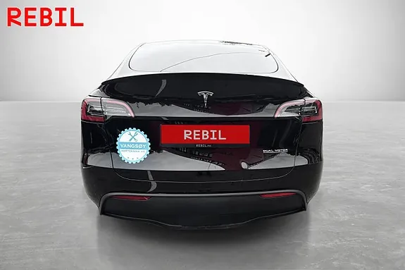 Tesla Model Y 2025 photo 5