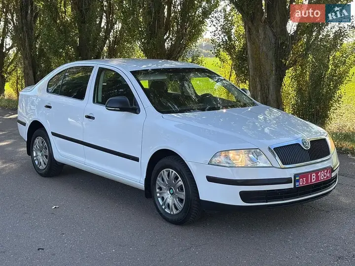 Skoda Octavia 2011 photo 4