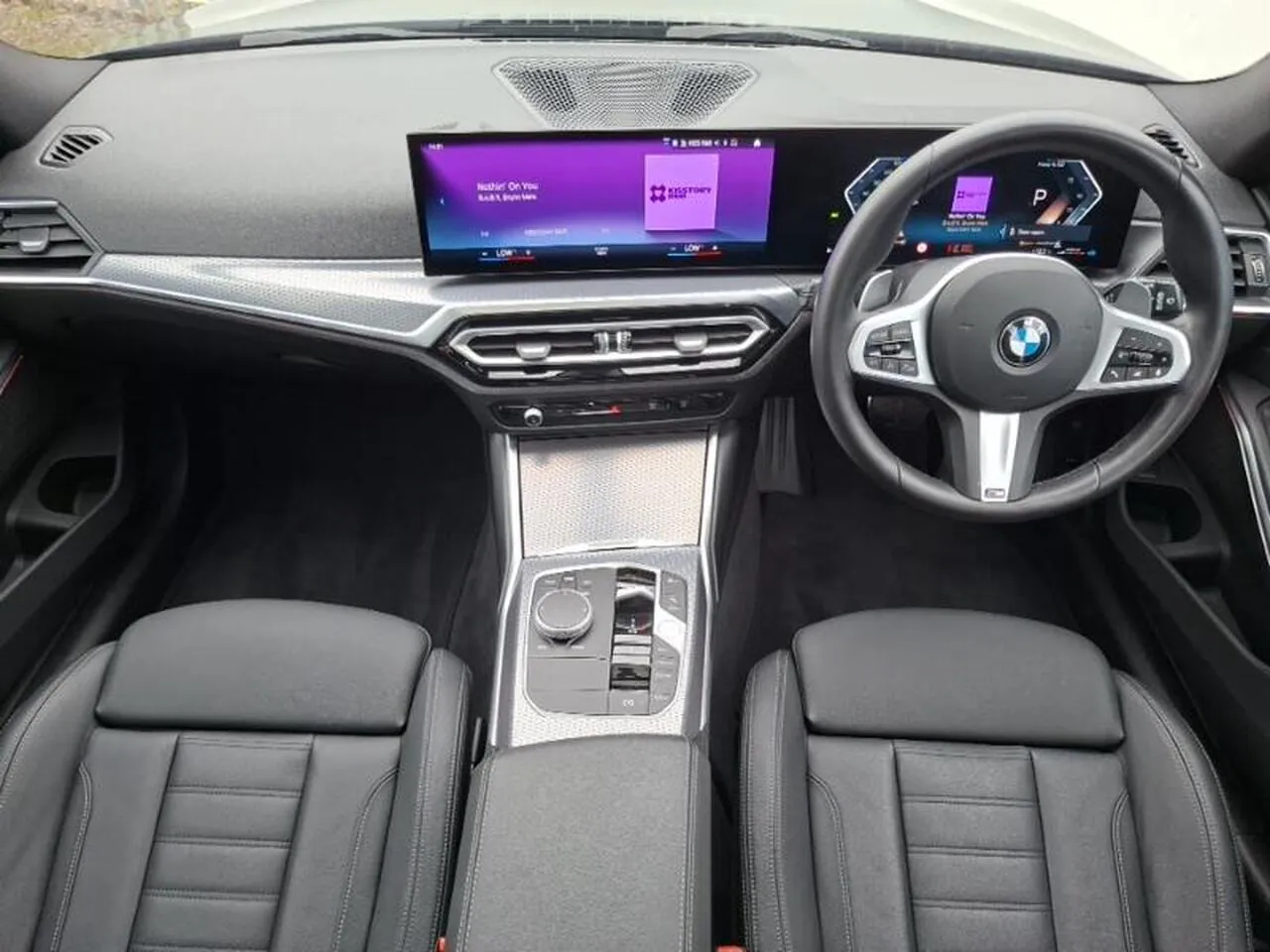 BMW 3 Series 2024 photo 3