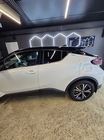 Toyota C-Hr 2018 photo 4