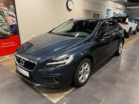 Volvo V40 Cross Country 2019 photo 2