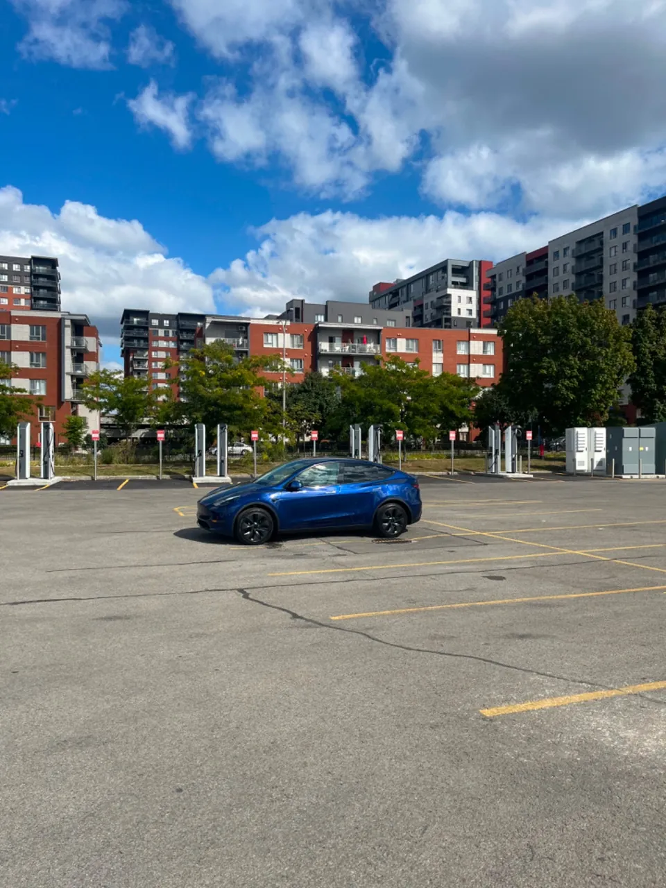 Tesla Model Y 2024 photo 3
