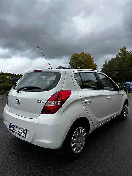 Hyundai I20 2012 photo 3