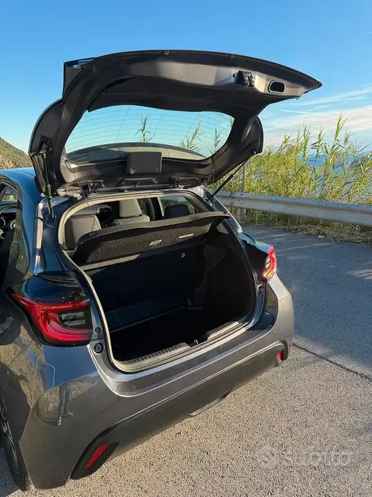 Toyota Yaris 2022 photo 3