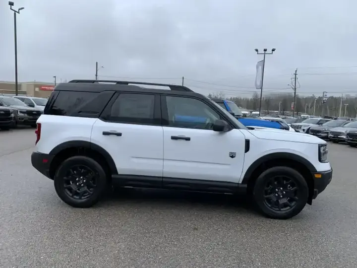 Ford Bronco Sport 2026 photo 4