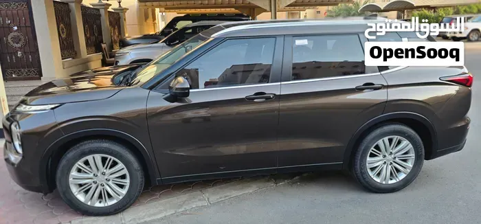 Mitsubishi Outlander 2023 photo 3
