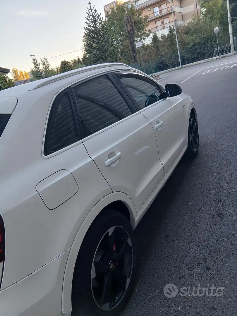 Audi Q3 2015 photo 4