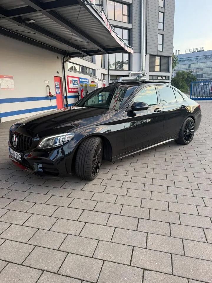 Mercedes-Benz C 180