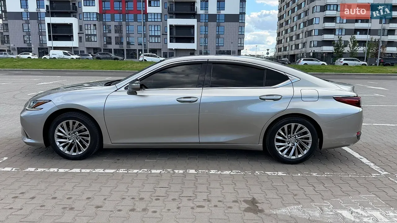 Lexus Es 2019 photo 4