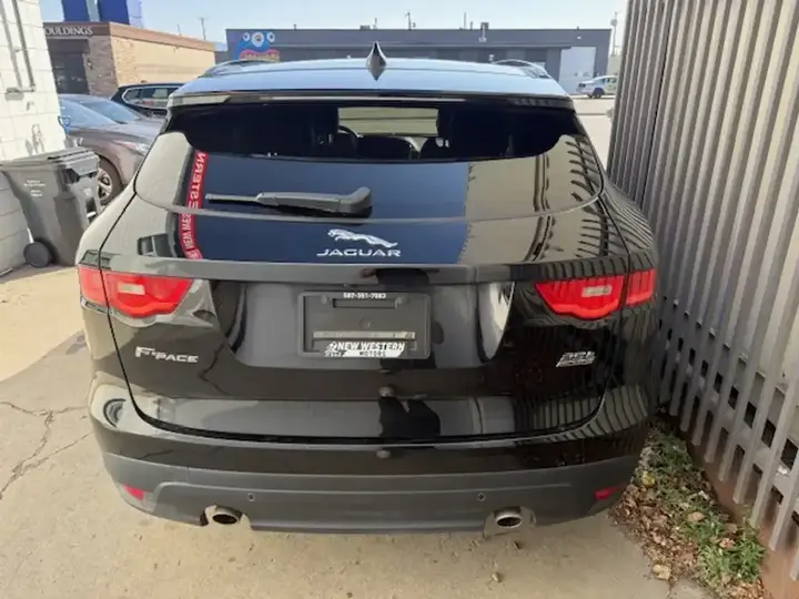 Jaguar F-Pace 2020 photo 5