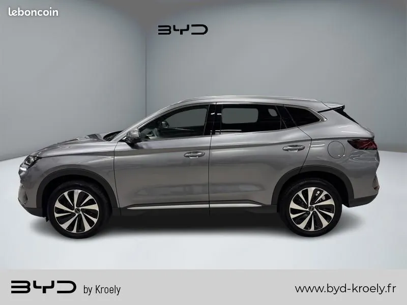BYD Seal U 2024 photo 2
