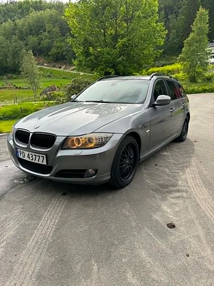 BMW 320D 2009 photo 3